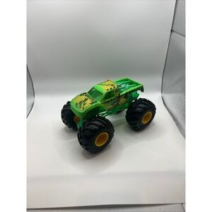 Hot Wheels Monster Trucks Gunkster Die Cast Oversized 1:24 Large Vehicle Toy